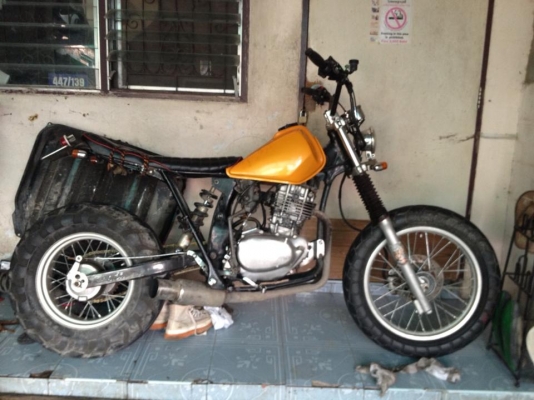 ขายแลก XL 250 ชุดแต่ง TW รอบคัน  ราคา39000  มีทะเบียน ภาษีไม่ขาดต่อ สนใจติดต่อ 0841649712