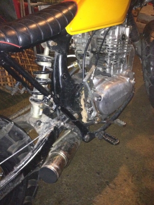 ขายแลก XL 250 ชุดแต่ง TW รอบคัน  ราคา39000  มีทะเบียน ภาษีไม่ขาดต่อ สนใจติดต่อ 0841649712