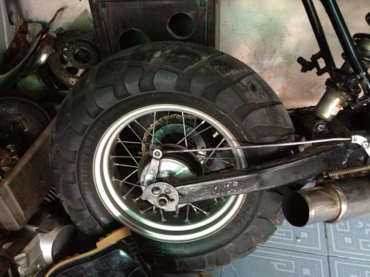 ขายแลก XL 250 ชุดแต่ง TW รอบคัน  ราคา39000  มีทะเบียน ภาษีไม่ขาดต่อ สนใจติดต่อ 0841649712