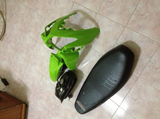 ขายอะไหล่คลิกถูกๆ เหมากันไปเลย4ชิ้น ราคา600บาท โทร0831799040โส กทม