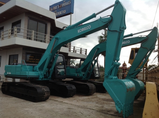ขายรถแบคโฮ KOBELCO รุ่นSK200 MARK III ปรับสภาพใหม่ สภาพพร้อมใช้งาน เอกสารครบ ขายรถแบคโฮ KOBELCO รุ่นSK200 MARK III ปรับสภาพใหม่ สภาพพร้อมใช้งาน เอกสารครบ