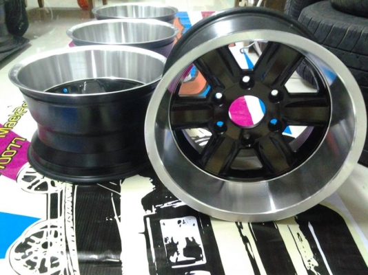 sniper มาแว้ว 15x8.5 ET-27 6รู139.7 8500 บาท sniper มาแว้ว 15x8.5 ET-27 6รู139.7 8500 บาท