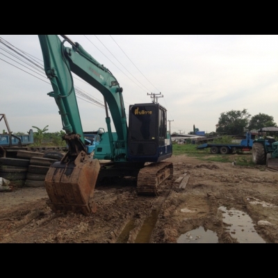 ขาย KOMATSU 100-5 รถสภาพดี พร้อมใช้งาน มีแอร์พร้อม ช่วงล่างใหม่ทั้งหมด ลอนเลอร์ใหม่ ใบแทรกเต็ม มีเอกสารใบอินวอย ราคาต่อรองได้