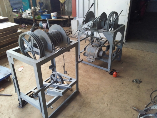 เหลืออยู่เพียงชุดเดียวแล้วครับ ลิฟท์กระป๋องพร้อมมอร์เตอร์ 3 แรง ขายถูก