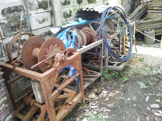 เหลืออยู่เพียงชุดเดียวแล้วครับ ลิฟท์กระป๋องพร้อมมอร์เตอร์ 3 แรง ขายถูก