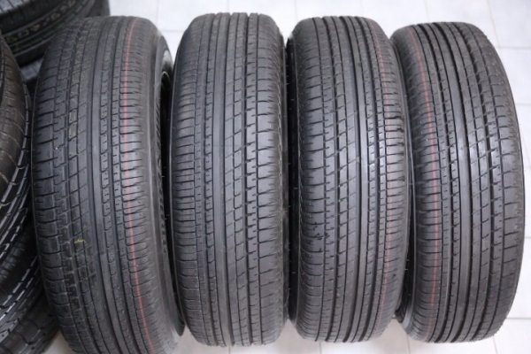 ล้อกะทะ Honda City 15นิ้ว พร้อมยางป้ายแดง ปี13 ล้อกะทะ Honda City 15นิ้ว พร้อมยางป้ายแดง ปี13