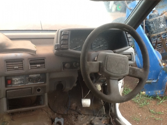 คอลโซล TFR รุ่นมีรอบเครื่อง สวยๆพร้อมทอดครับขายที่4500ของครบจัดส่งทั่วไทย