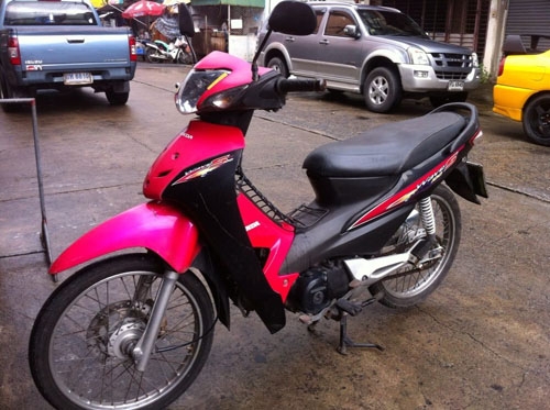 wave 100 ubox ปี 49 กุญแจใหญ่ สีชมพู ดำ รถบ้าน เดิมๆ เครื่องดี แน่นๆ ไม่หลวม เอกสารครบ wave 100 ubox ปี 49 กุญแจใหญ่ สีชมพู ดำ รถบ้าน เดิมๆ เครื่องดี แน่นๆ ไม่หลวม เอกสารครบ