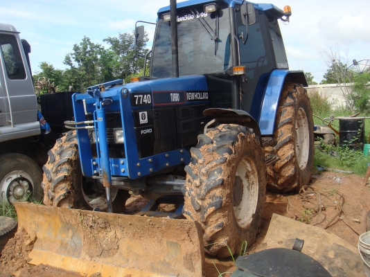 ขายรถไถ NEWHOLLAND 7740 TURBO 4WD