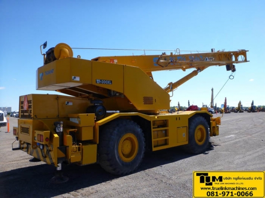 TADANO TR300XL-3 30 Ton 4x4x4 TADANO TR300XL-3 30 Ton 4x4x4