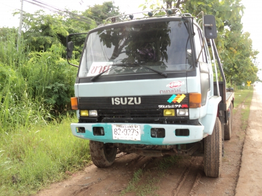 ขายด่วน!! ISUZU 240