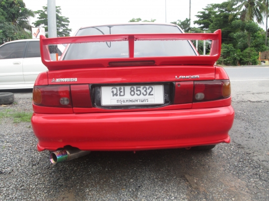 Misubishi สีแดงสด Misubishi สีแดงสด