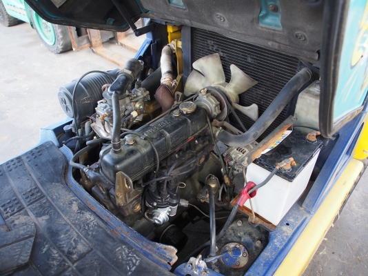 ** LOT 12/9/2556 ** KOMATSU FG20-12 เสา4เมตร หิ้ง สนใจติดต่อ 083-062-0223 ** LOT 12/9/2556 ** KOMATSU FG20-12 เสา4เมตร หิ้ง สนใจติดต่อ 083-062-0223