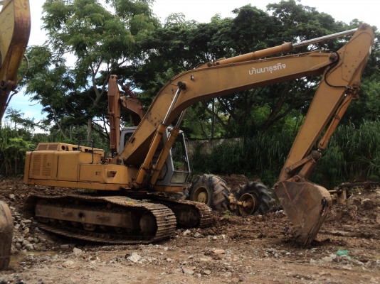 ขายด่วน ให้เช่า แบคโฮ ฮุนได PC 200 ปั๊มK 3V เครื่องขมิ้น พร้อมใช้งาน