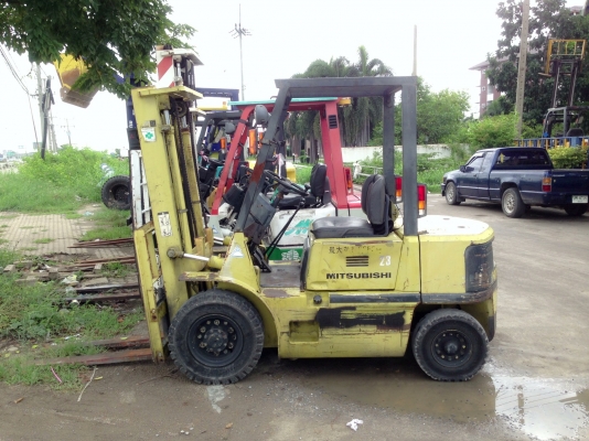 ***15/9/2556 ***MITSUBISHI FD23 เสา3เมตร เครื่องดีเกียร์ดี รถสวยมาก