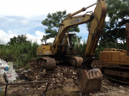 ขายด่วน ให้เช่า แบคโฮ SUMITOMO F 2800 มีเล่มทะเบียน