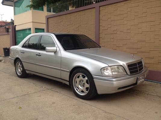 Benz c220 ปี96 แก๊สหัวฉีด สวย Benz c220 ปี96 แก๊สหัวฉีด สวย