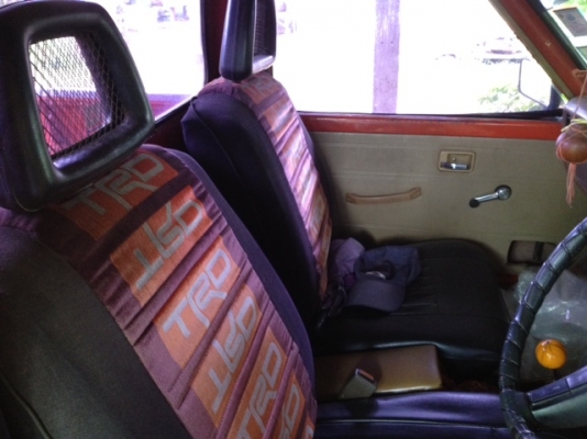 Mitsubishi L200 เฉินหลง ปี 84 สภาพสีแห็งๆ Mitsubishi L200 เฉินหลง ปี 84 สภาพสีแห็งๆ