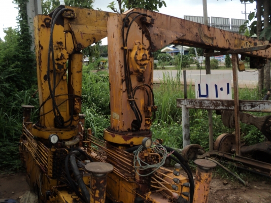 ขายด่วน เครน ทานาโด 3 ตัน 4 ปอก