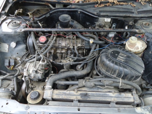 ขายเป็นซากรถเรโนลด์ R19 CHAMADE ปี2535 ตัวถังสภาพดีทั้งคัน ขาย 30,000.-