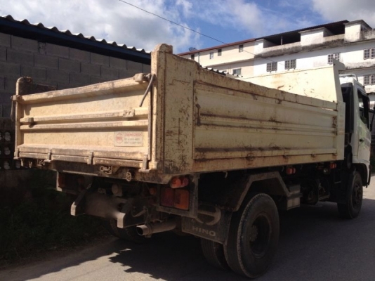 รถฮีโน่ 6 ล้อดั้ม 150 แรงม้า ปี 52 สนใจติดต่อ 081 - 6079515 รถฮีโน่ 6 ล้อดั้ม 150 แรงม้า ปี 52 สนใจติดต่อ 081 - 6079515