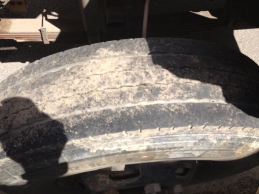 รถฮีโน่ 6 ล้อดั้ม 150 แรงม้า ปี 52 สนใจติดต่อ 081 - 6079515 รถฮีโน่ 6 ล้อดั้ม 150 แรงม้า ปี 52 สนใจติดต่อ 081 - 6079515