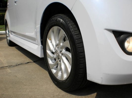 TOYOTA BB NEW1.5 ปี2012 AUTOตัวTOPสุด TOYOTA BB NEW1.5 ปี2012 AUTOตัวTOPสุด