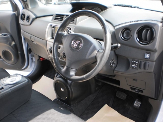 TOYOTA BB NEW1.5 ปี2012 AUTOตัวTOPสุด TOYOTA BB NEW1.5 ปี2012 AUTOตัวTOPสุด