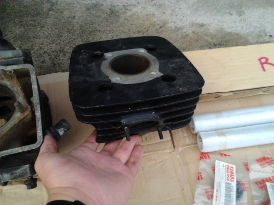 ขายอะไหล่ yamaha dt125 (หายาก) บังโซ่+ไฟเลี้ยวเดิม