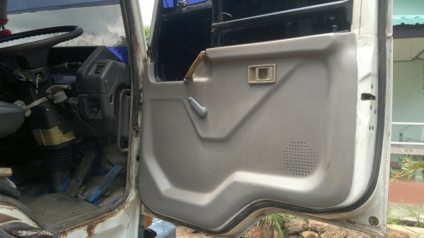 ขาย Mitsubishi Fuso FN 527 TD 5972