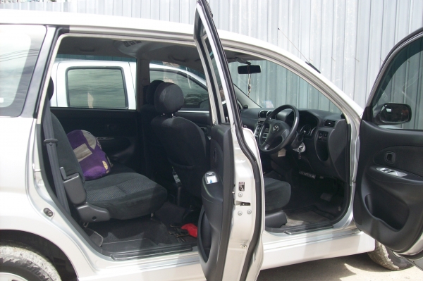 OTA AVANZA ปี06 เครื่อง 1300 CC สี บรอนส์เงิน 295.000 บาท ติดต่อ 088_9154209 ทุกเวลาเจ้าของขายเองค่ะ