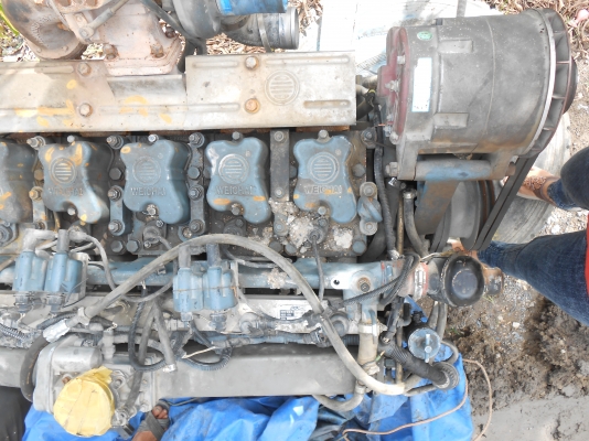 เครื่่องรถสิบล้อ เวอร์ไฉ่  320  แรง  6  สูบ  แก๊ส NGV