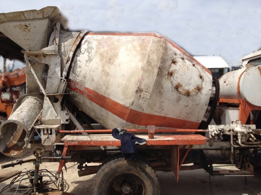 ประกาศขาย รถโม่ปูน HINO มือสองใช้งานได้ดีตามปกติ 195,000