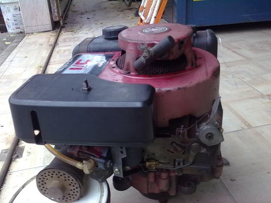 เครื่องบิ๊ก BRIGGS 8.5 แรง