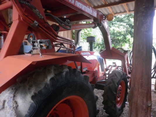 ขายรถไถพร้อมอุปกรณ์