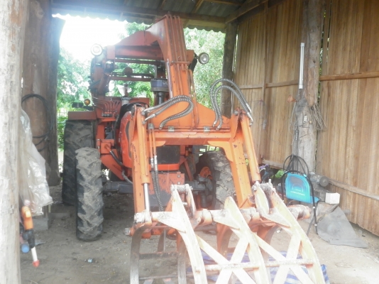 ขายรถไถพร้อมอุปกรณ์