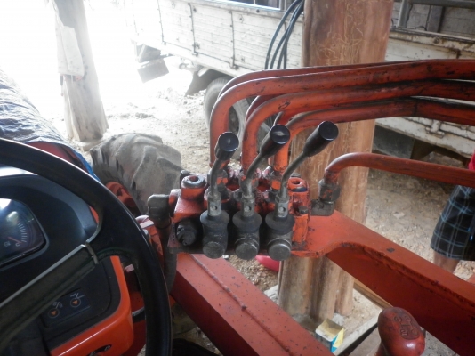 ขายรถไถพร้อมอุปกรณ์