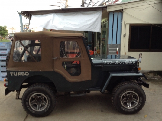 รถจิ้บ มิตซู J53 เครื่อง 2,700 TURBO 4WD สภาพสวยๆ