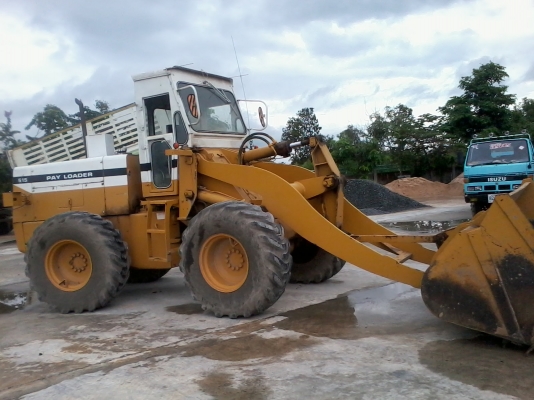 ขายรถตัก komatsu 510 เอวอ่อน สภาพสวยพร้อมใช้งาน