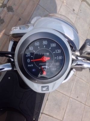 Honda Scoopy i