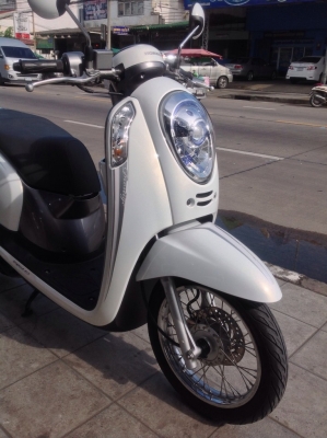 Honda Scoopy i