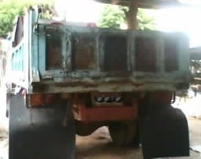 ISUZU ROCKY 175 HP 6BG1 หกล้อดั๊มพ์ กระบะดั๊มพ์เหล็ก 6 ตันความยาว 3.60 เมตรสภาพดี เครื่องแน่นแรงดีไม่เยิ้ม ภายในเก๋งคอนโซลครบพร้อมไม่มีผุกร่อน พวงมาลัยเพาเวอร์ ระบบเบรคทริ๊ปฟี้ ช่วงล่างคัชซีไม่แตกไม่ดาม ยาง 8.25 ขอบ 16 สภาพดี 70\% พร้อมบรรทุกพร้อมใช้งาน เอ ISUZU ROCKY 175 HP 6BG1 หกล้อดั๊มพ์ กระบะดั๊มพ์เหล็ก 6 ตันความยาว 3.60 เมตรสภาพดี เครื่องแน่นแรงดีไม่เยิ้ม ภายในเก๋งคอนโซลครบพร้อมไม่มีผุกร่อน พวงมาลัยเพาเวอร์ ระบบเบรคทริ๊ปฟี้ ช่วงล่างคัชซีไม่แตกไม่ดาม ยาง 8.25 ขอบ 16 สภาพดี 70\% พร้อมบรรทุกพร้อมใช้งาน เอ