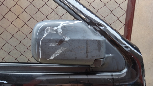 ประตู isuzu mu ข้างขวา   3000 บาท