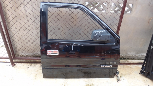 ประตู isuzu mu ข้างขวา   3000 บาท