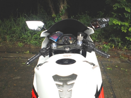 (หลุดมัดจำ)ขาย CBR 600 RR ปี 2004 ทะเบียนเเท้ จัดไฟเเนนซ์ได้ (หลุดมัดจำ)ขาย CBR 600 RR ปี 2004 ทะเบียนเเท้ จัดไฟเเนนซ์ได้