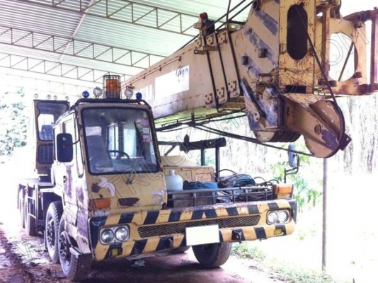 รถเครน ยี่ห้อ TADANO 35 ตัน