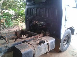 ISUZU  TLเครือง88แรง เครืองดี คัชซีใช้ได้  ทะเบียนพร้อมโอน