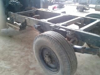 ISUZU  TLเครือง88แรง เครืองดี คัชซีใช้ได้  ทะเบียนพร้อมโอน