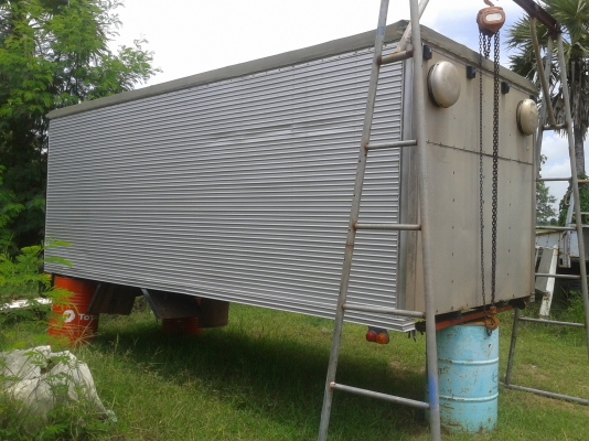 ขายตู้ยกลงจากHINO FC