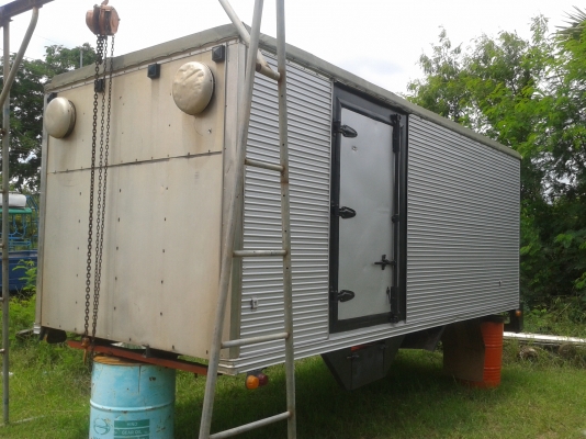 ขายตู้ยกลงจากHINO FC